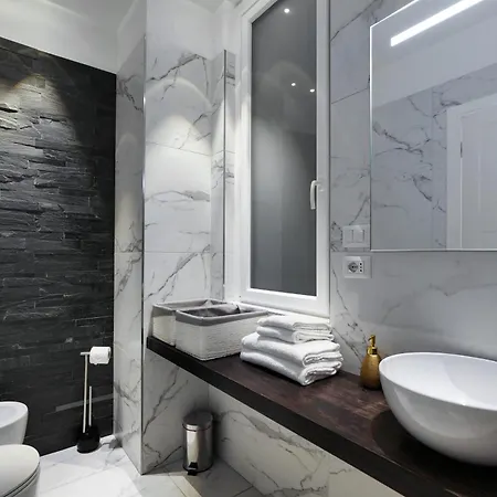 Apartament Center Luxury Flat B *